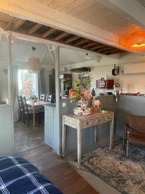 Holiday Cottage De Garage Inn Hank Esterno foto